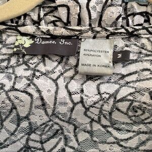 Damee Black and White Lace Top